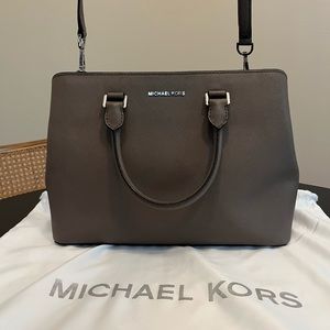 Women’s Medium MICHAEL KORS Savannah Satchel Handbag in Grey
